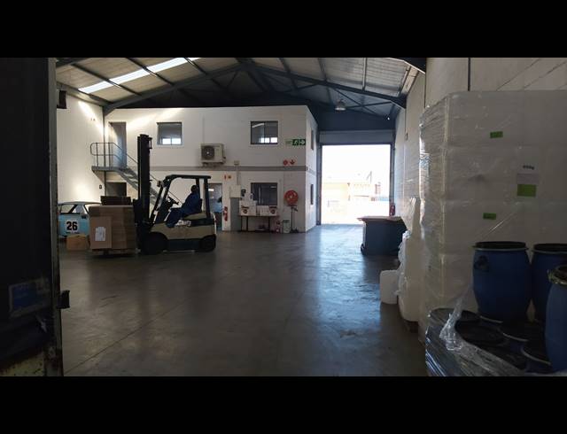 509M² WAREHOUSE TO LET IN EPPING INDUSTRIAL